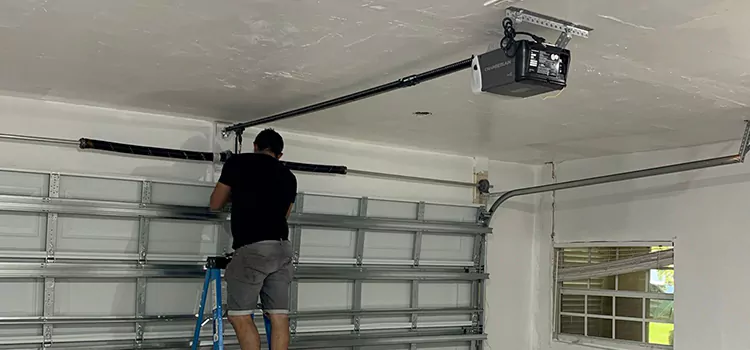 Garage Door Opener Repair Near Me in Oak Ridge, FL