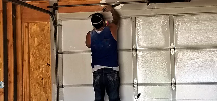 Specialized Garage Door Panel Solutions in Oak Ridge, FL