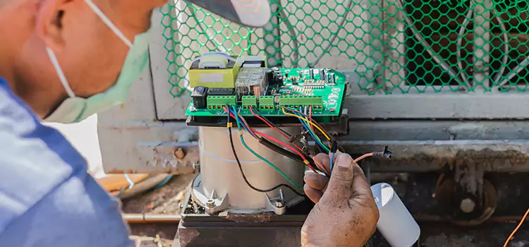 Electric Gate Motor Replacement in Oak Ridge, FL